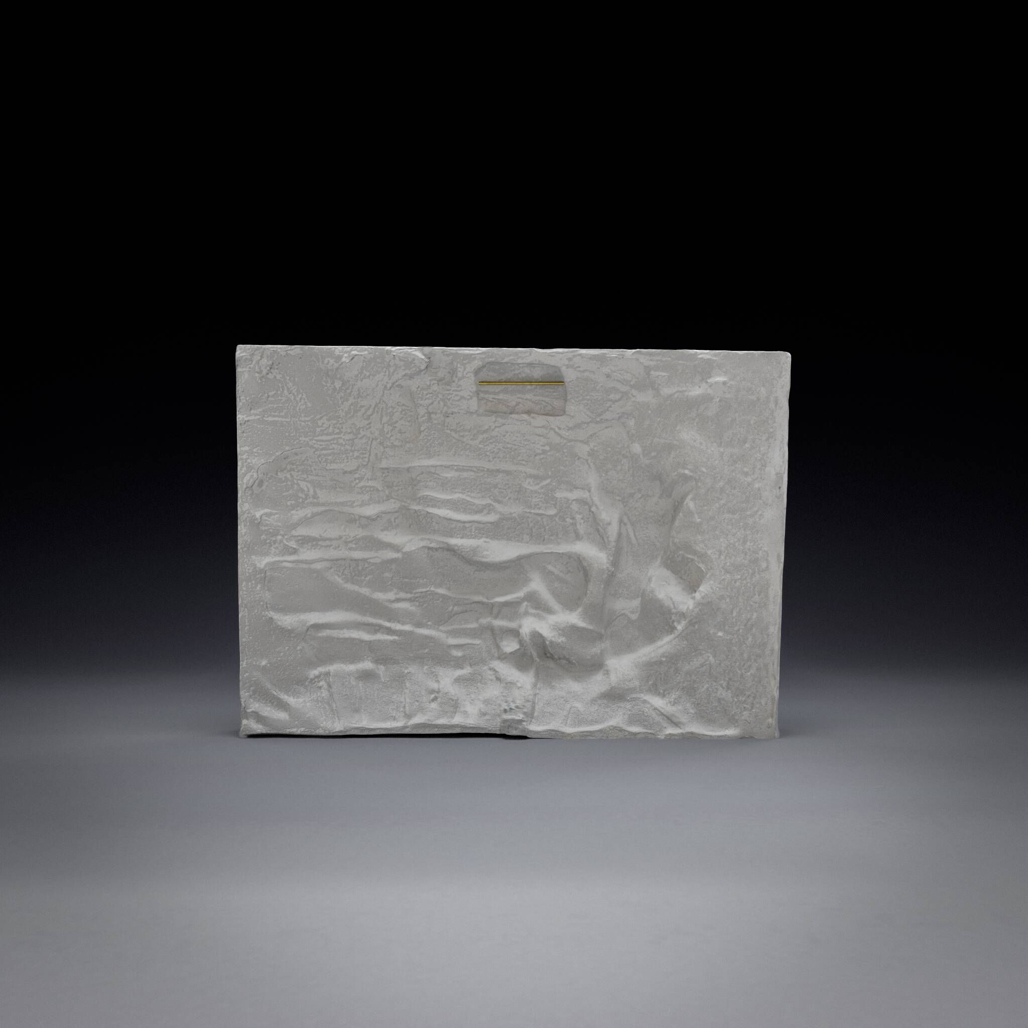 Bas-relief en plâtre – Divinité bélier de l'Égypte antique