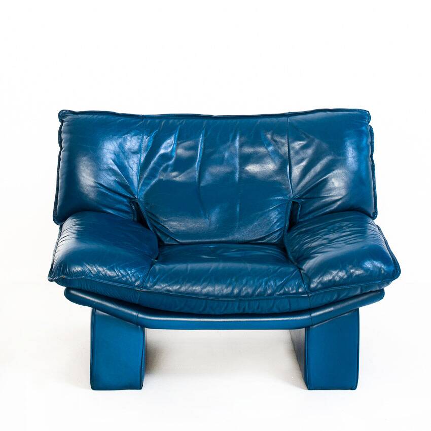 Vintage blue leather armchair and pouf by Nicoletti Salotti - Italy 80s