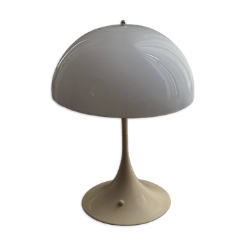 Panthella lamp Louis Poulsen