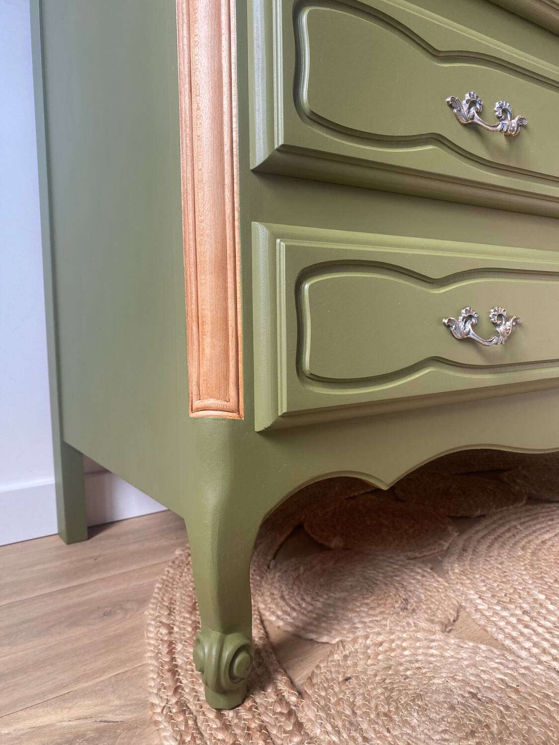 3-drawer chest of drawers redesigned in woody green and wood