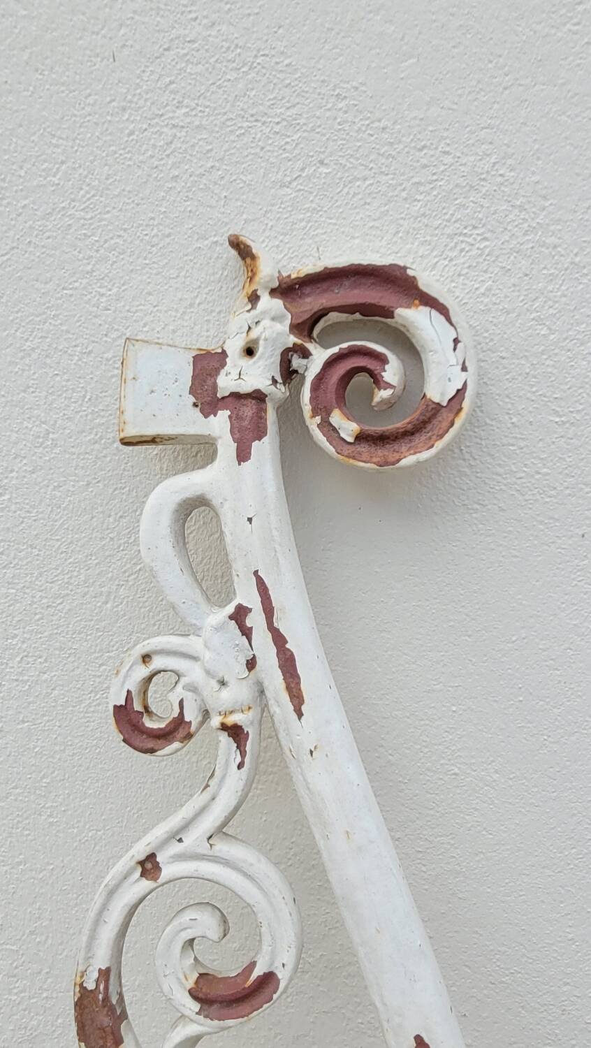 Hunting wheels gate jib bourgeois house in cast iron 19th