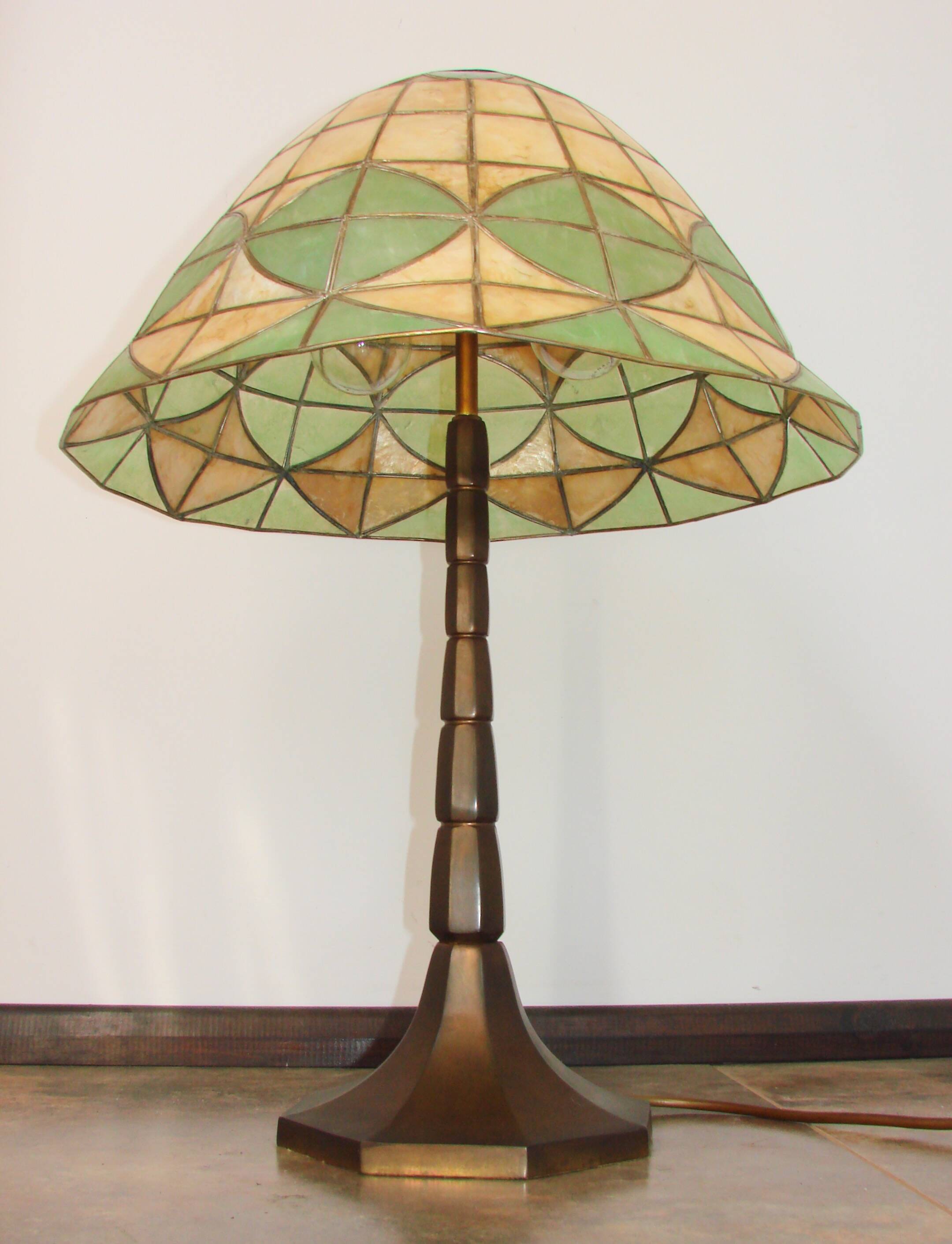 Tiffany-style table lamp