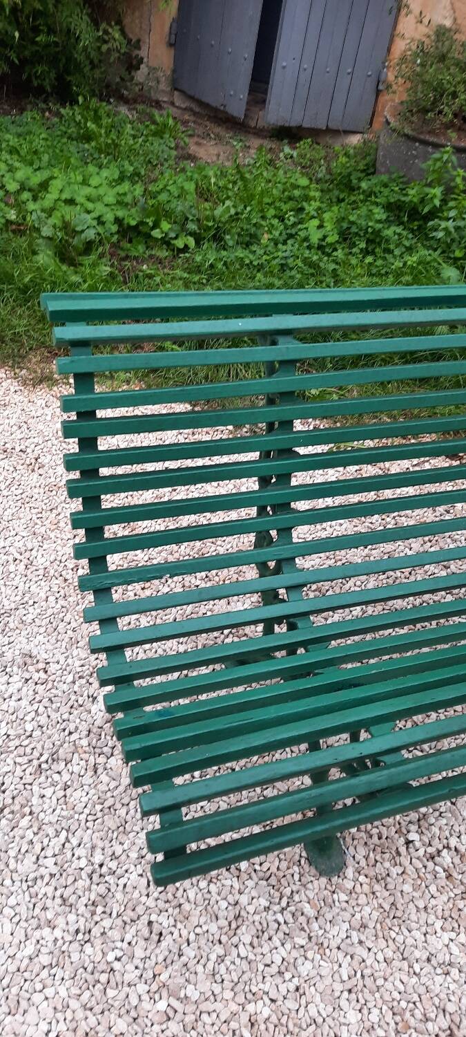 Garden bench with cast iron base