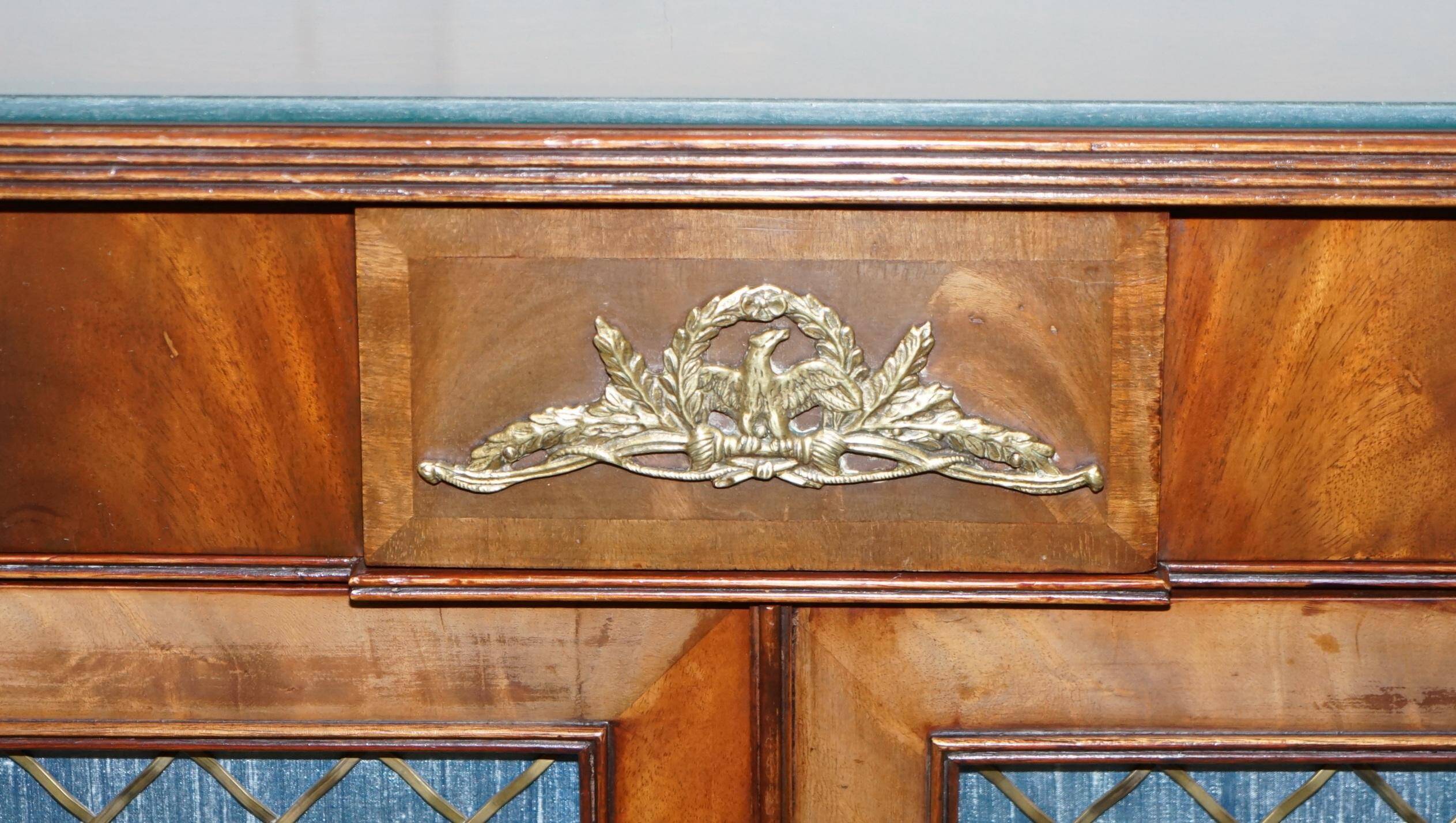 Antique buffet circa 1900 in hardwood and gilded bronze, Egyptian Revival style.