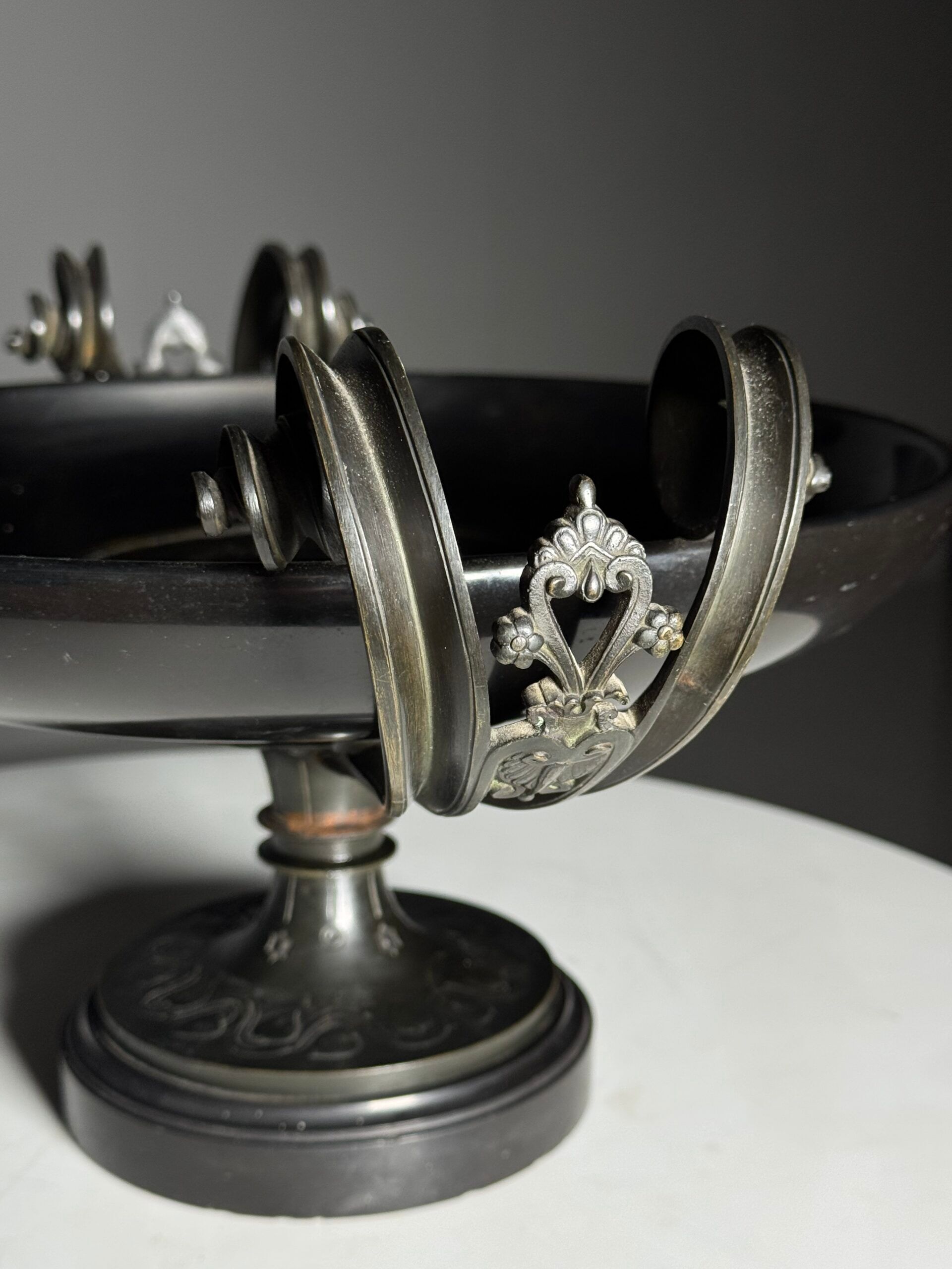 Tazza en bronze du 19ème siècle