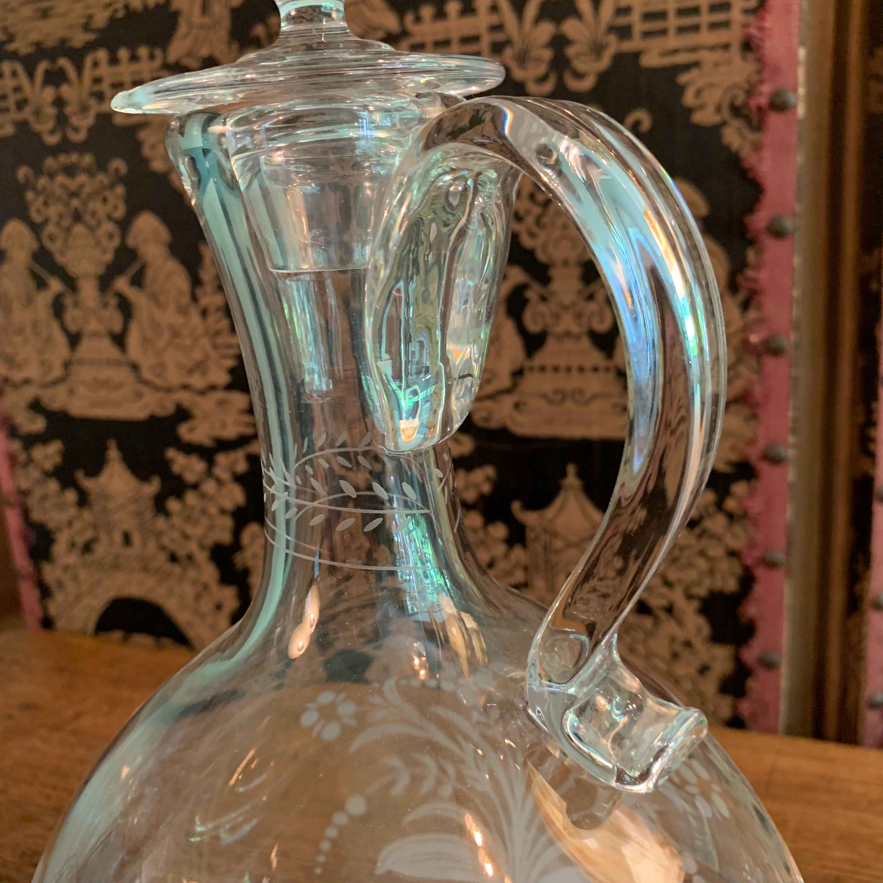 Carafe gravée aux armoiries du Portugal