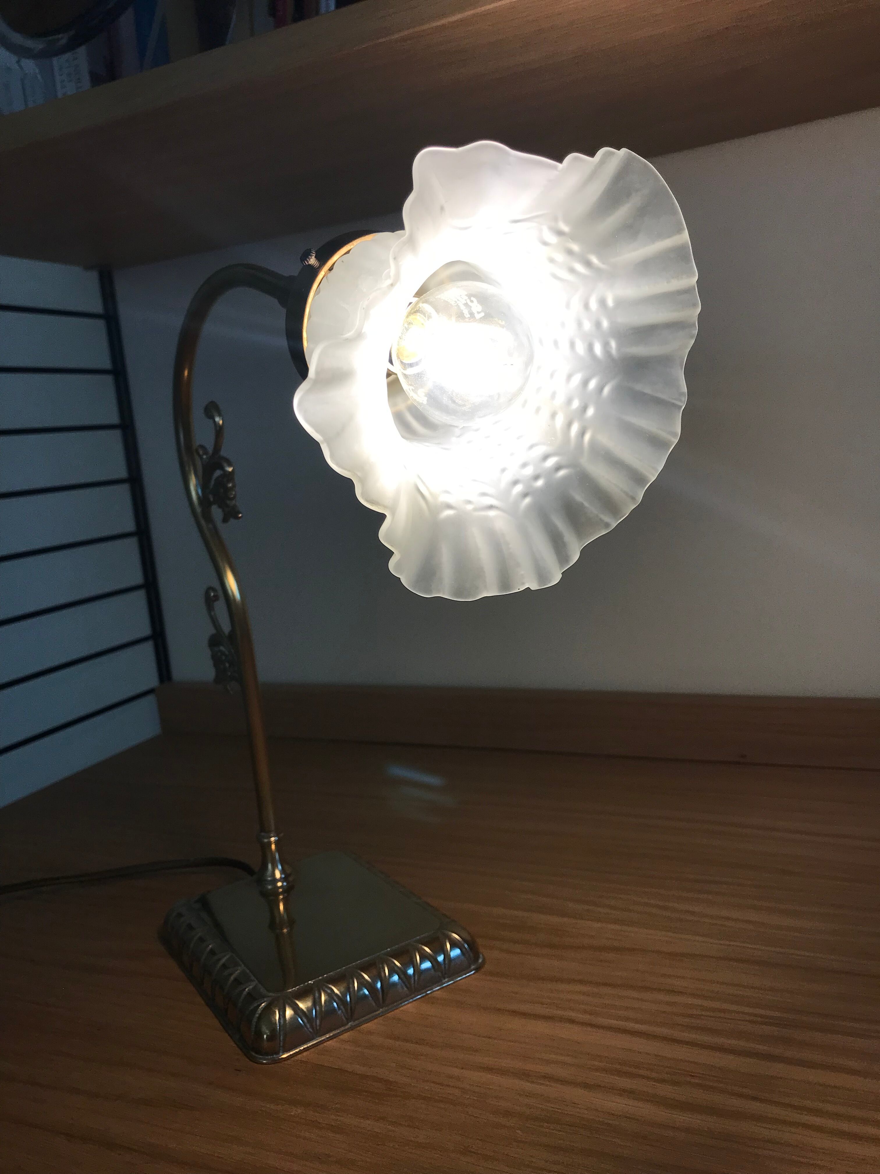 Lamp art nouveau lampshade tulip white