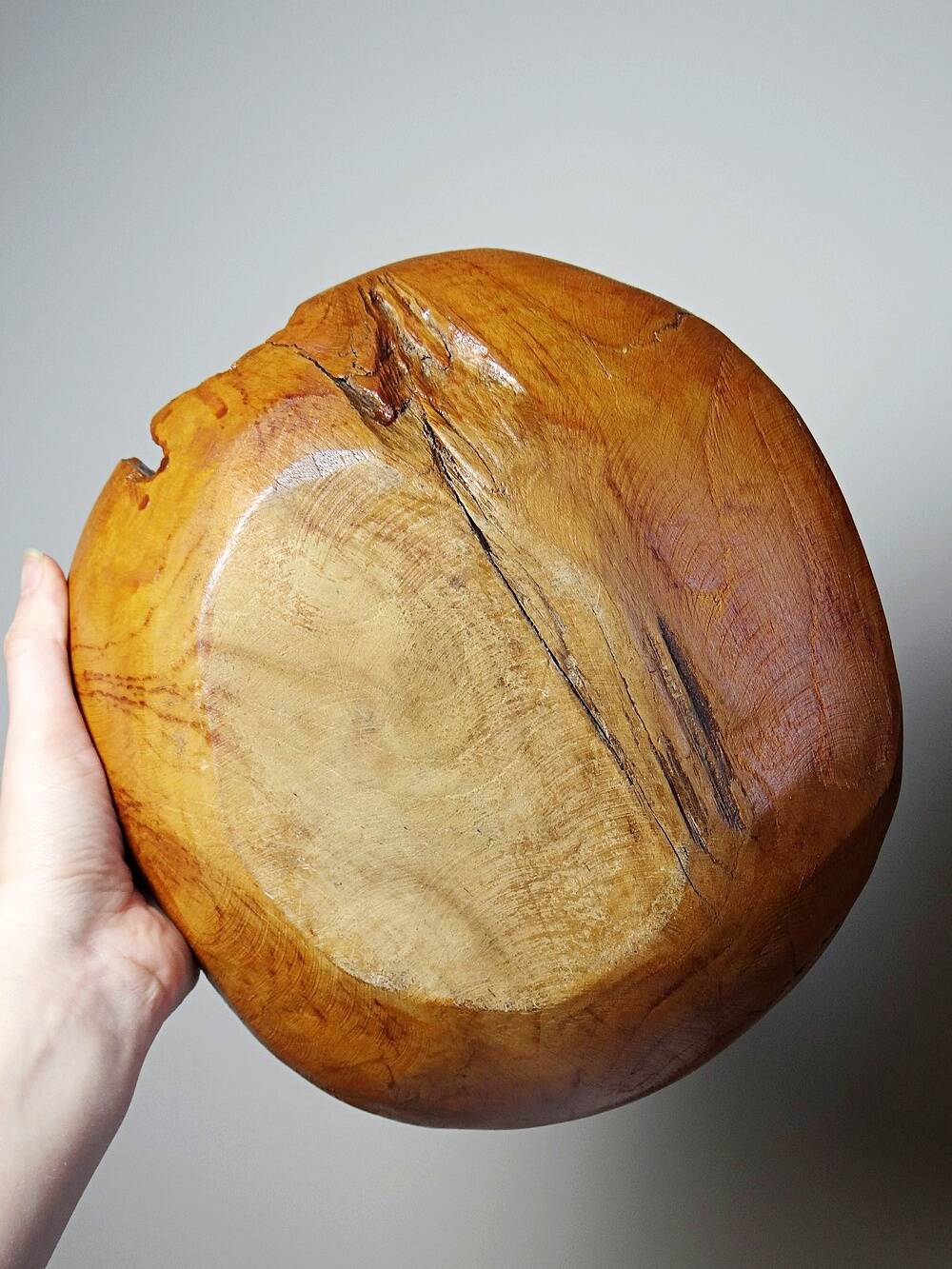 Large vintage nut bowl or empty pocket in teak wood, Italy, 1960s-70s