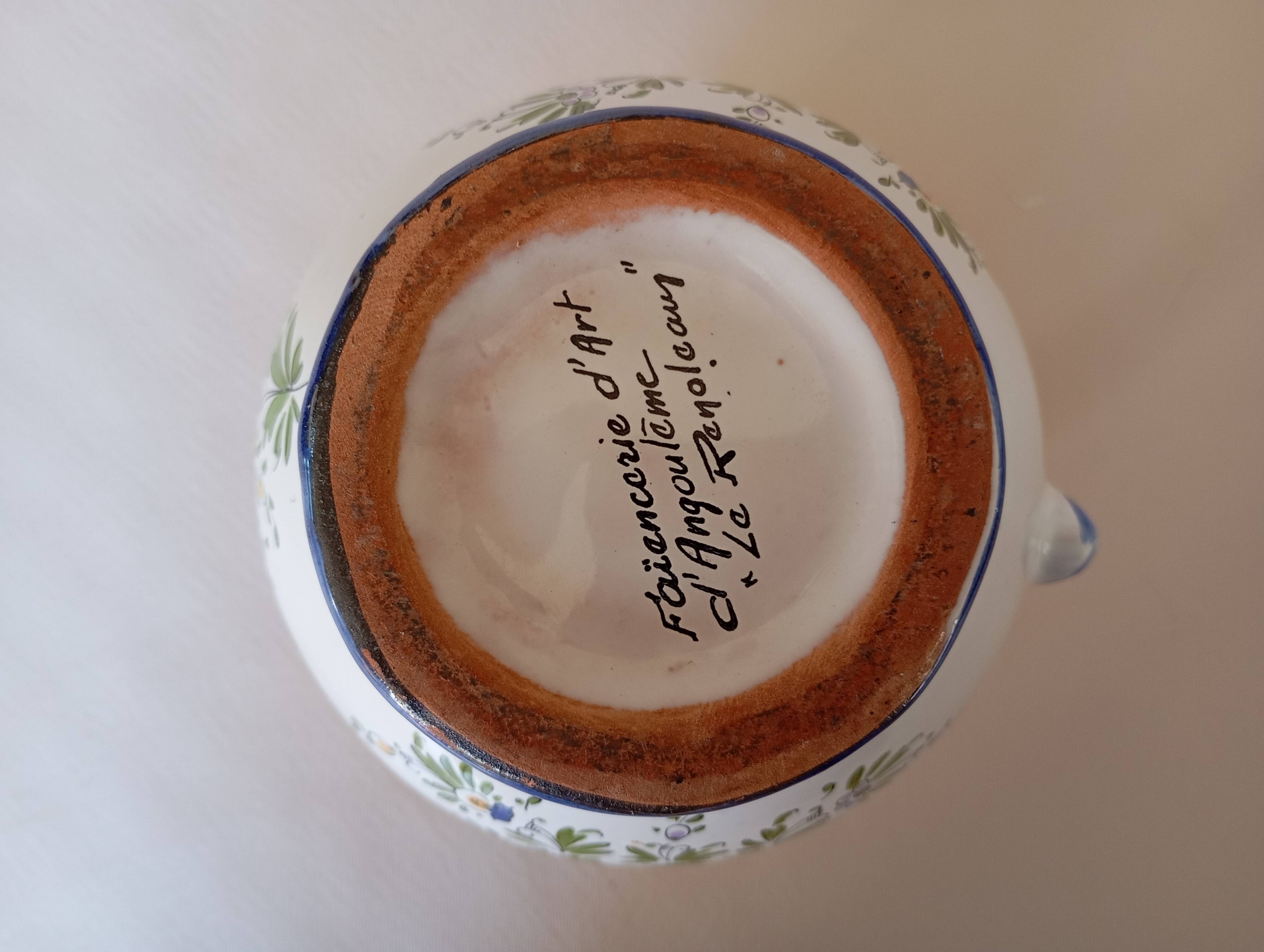 Angoulême earthenware pitcher "Le Renoleau" Moustiers decor