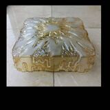 Flush mount ceiling lamp