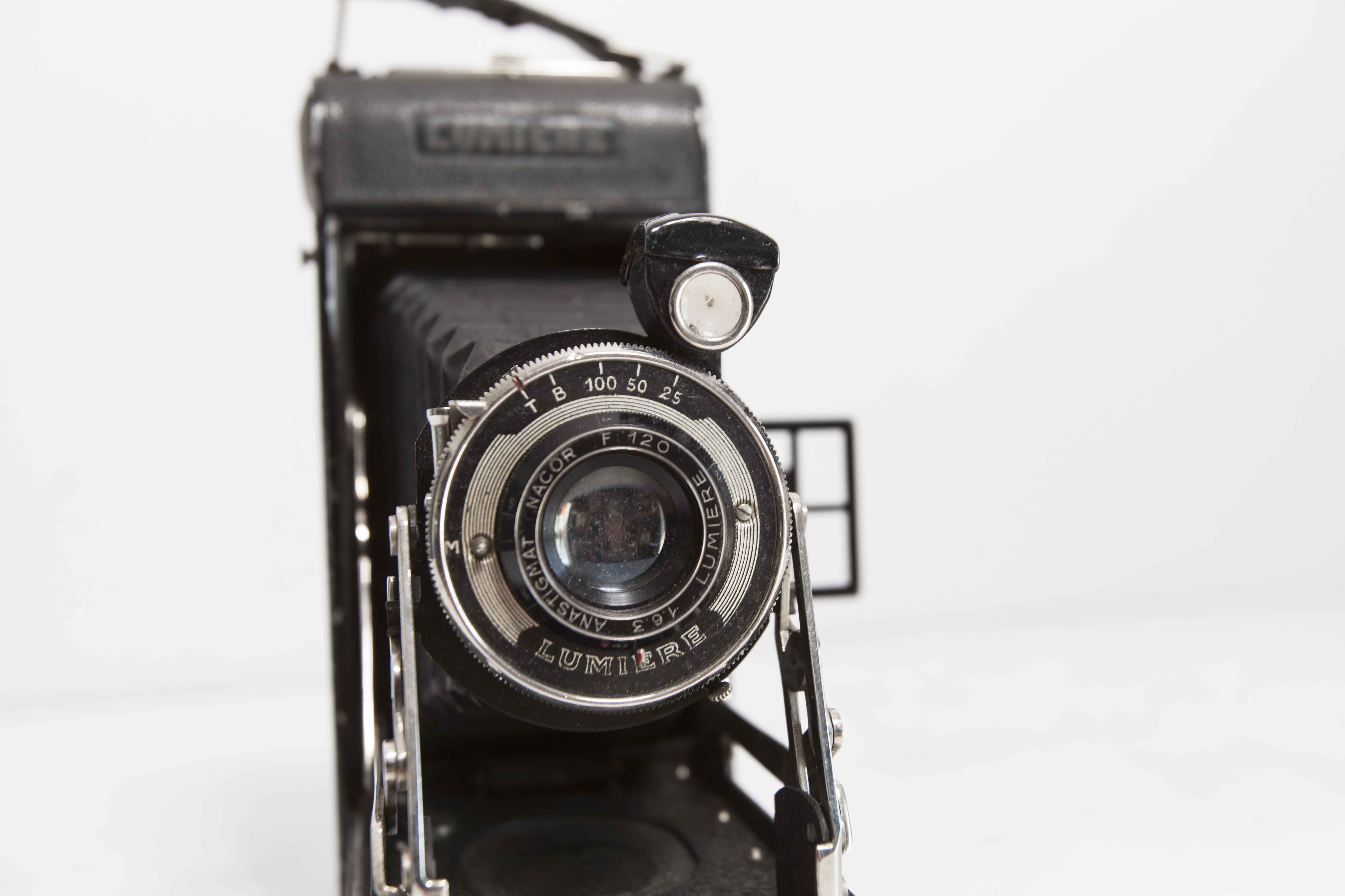 1930 Art Deco Light Camera