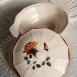 Antique pink earthenware soup tureen - Red floral decoration - Digoin