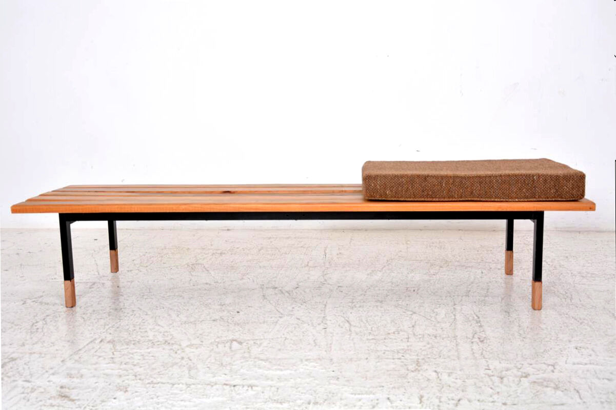 Slatted bench dating from the 60s