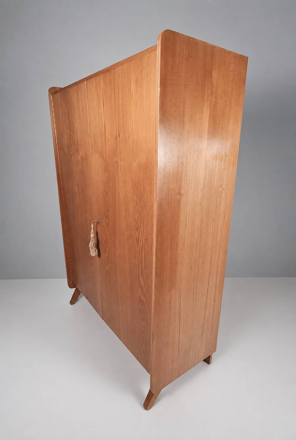 Garde-robe vintage par Tatra Nabytok, années 1970