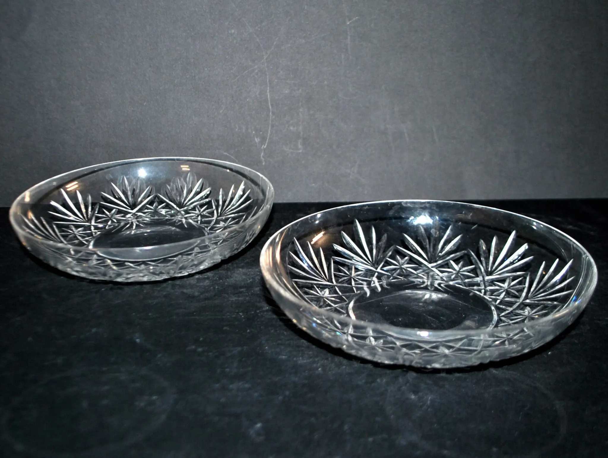 Saint-Louis set of 2 cut crystal bowls 4147 model Massenet signed