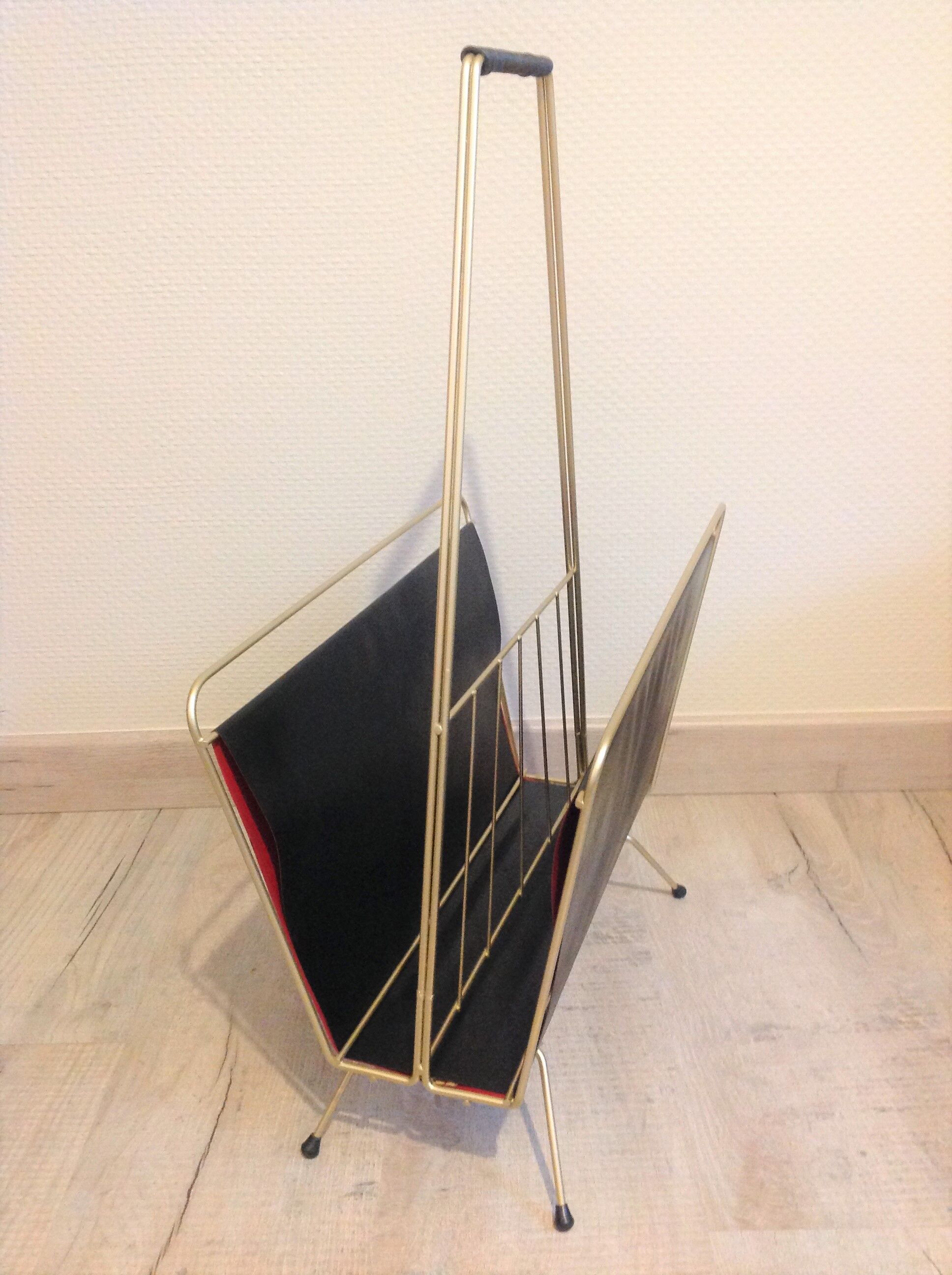 Magazine holder in gold metal and black / vintage dressing 60s-70s
