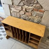 Tradesman's cabinet with sorting compartments and drawers