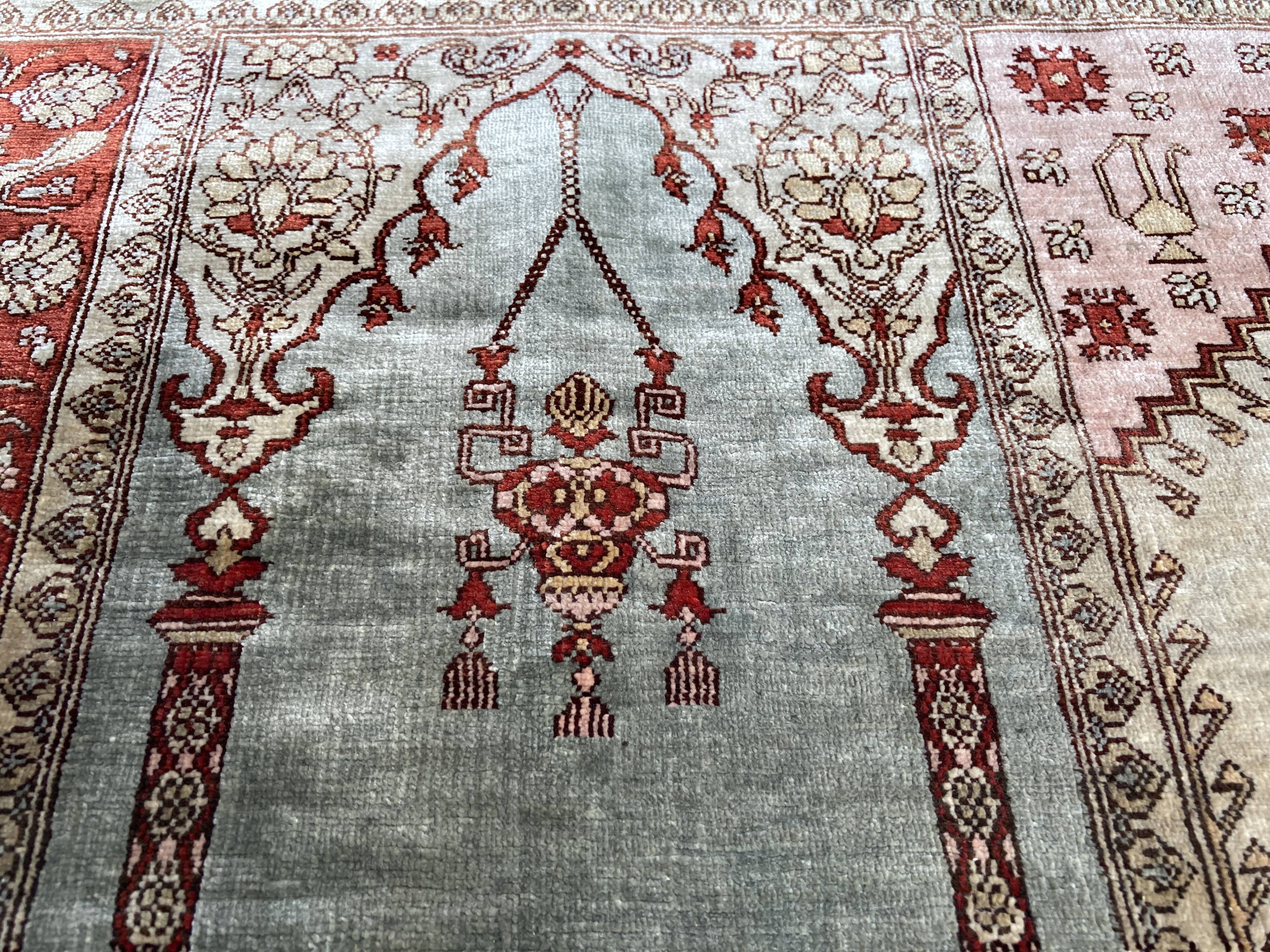 Tapis Istanbul en Soie Signé