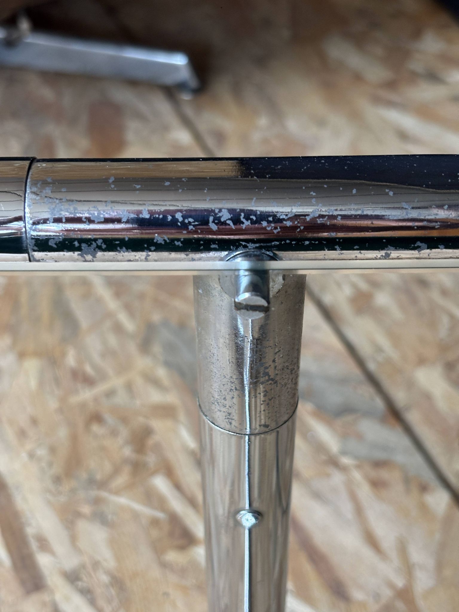 Vintage 1970s Space Age coffee table – tubular chrome & glass