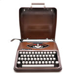 Typewriter Olivetti Lettera 82 Brown revised ribbon new