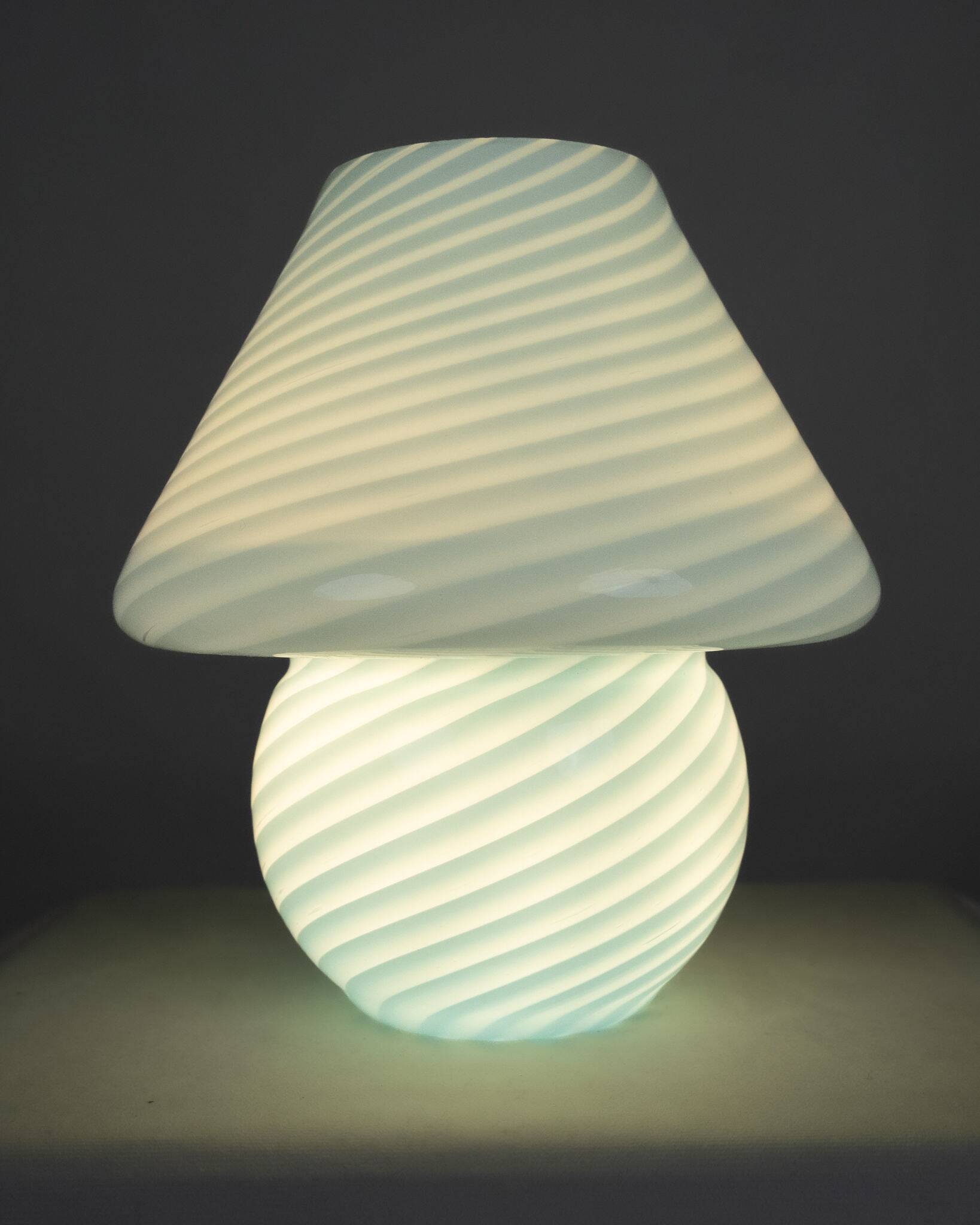 Mushroom lamp in Murano glass, Italy, 1970s