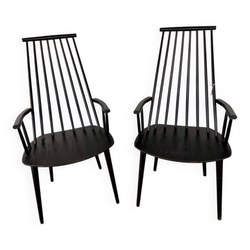 Armchair with armrests and Scandinavian bridge slats