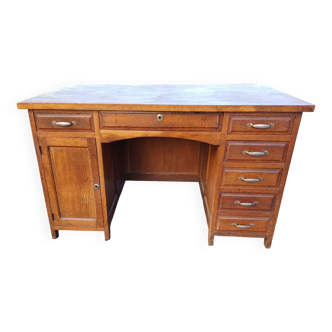 Oak administration desk from the 1930s