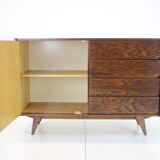Buffet conçu par Jiří Jiroutek, années 1960