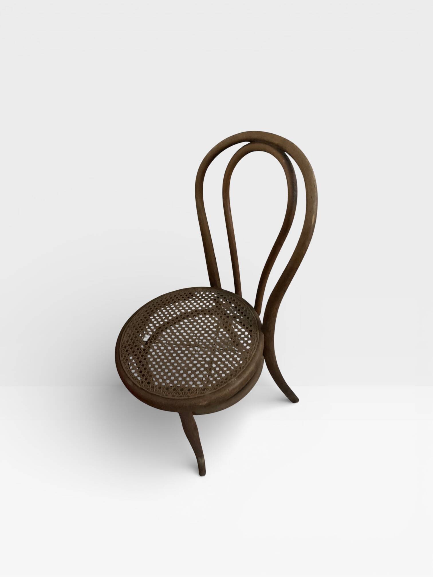 Set of 4 Authentic Thonet Chairs No. 18 – Bent Wood and Rattan