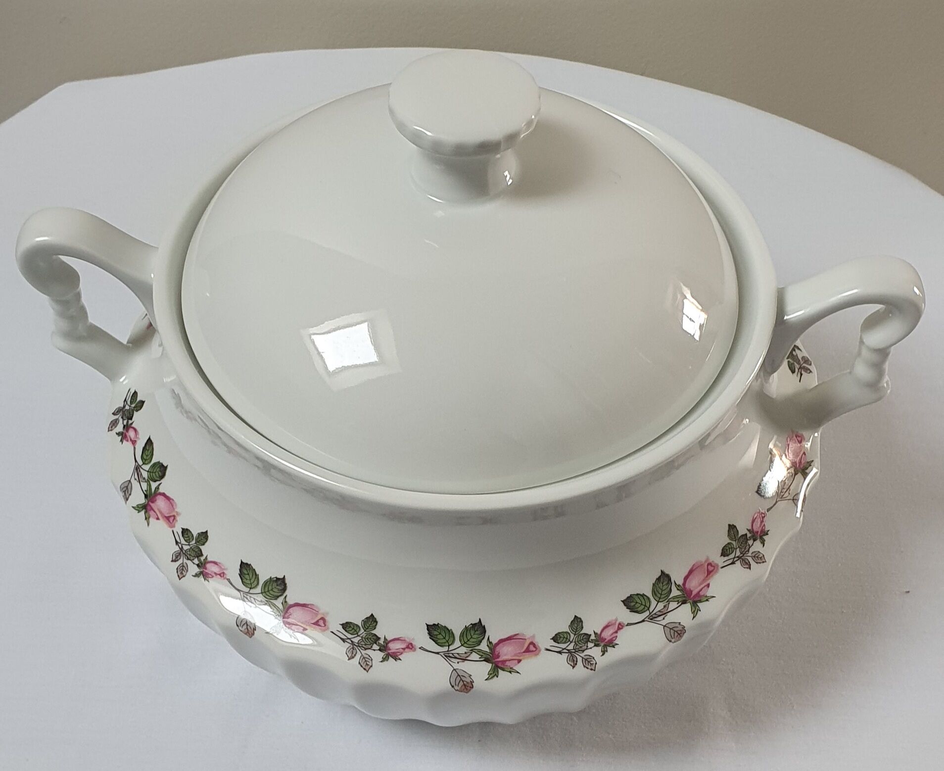 Tureen