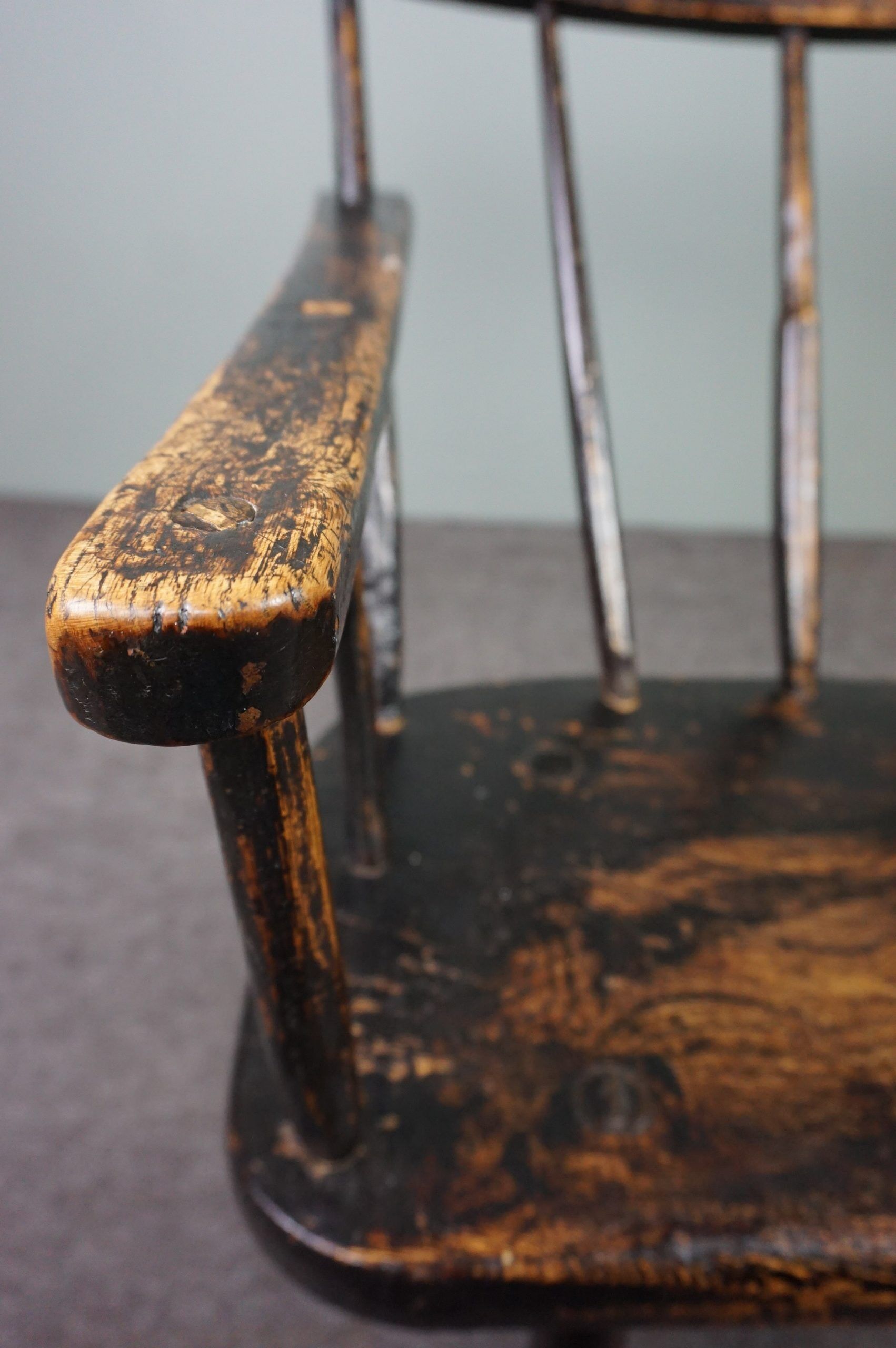 Chair with armrests mid-eighteenth century