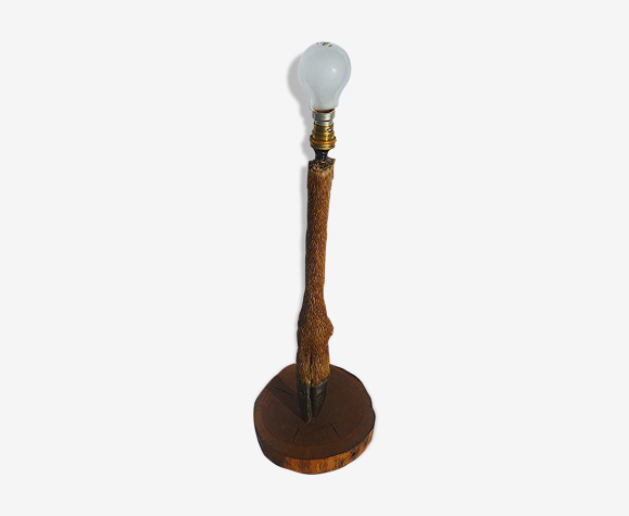 Pied de lampe a poser