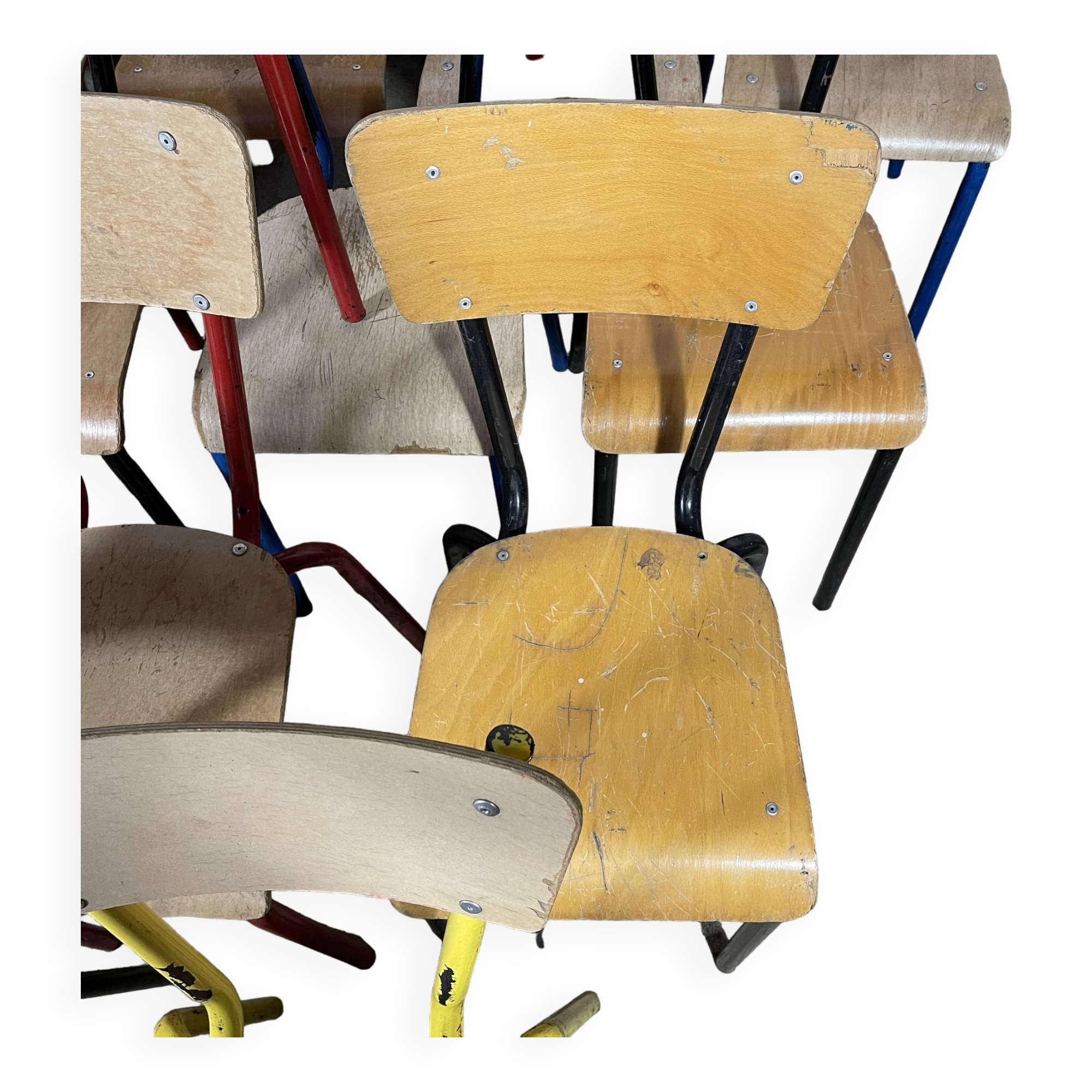 Set of 16 school chairs