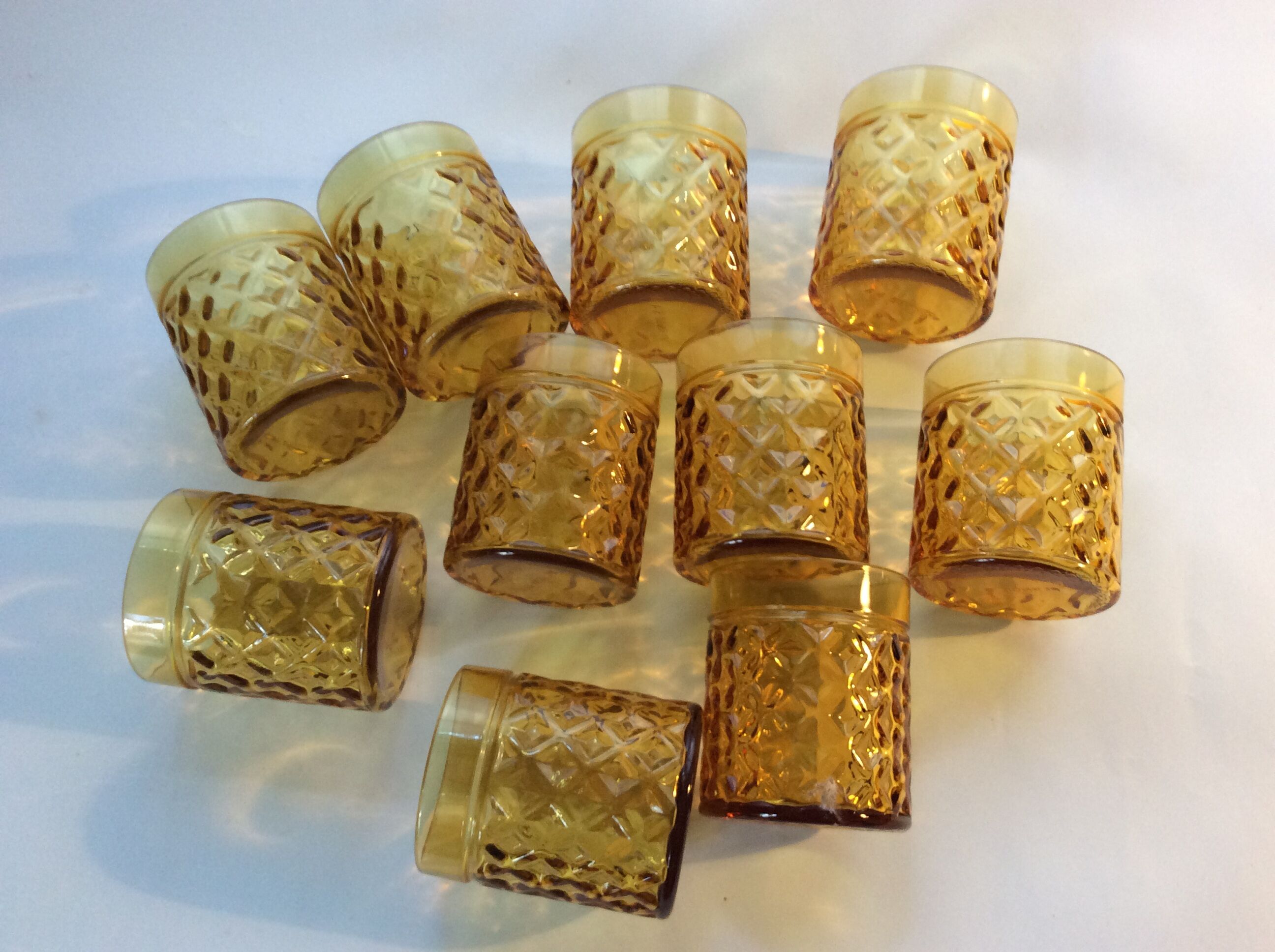 10 vintage "pineapple" glasses