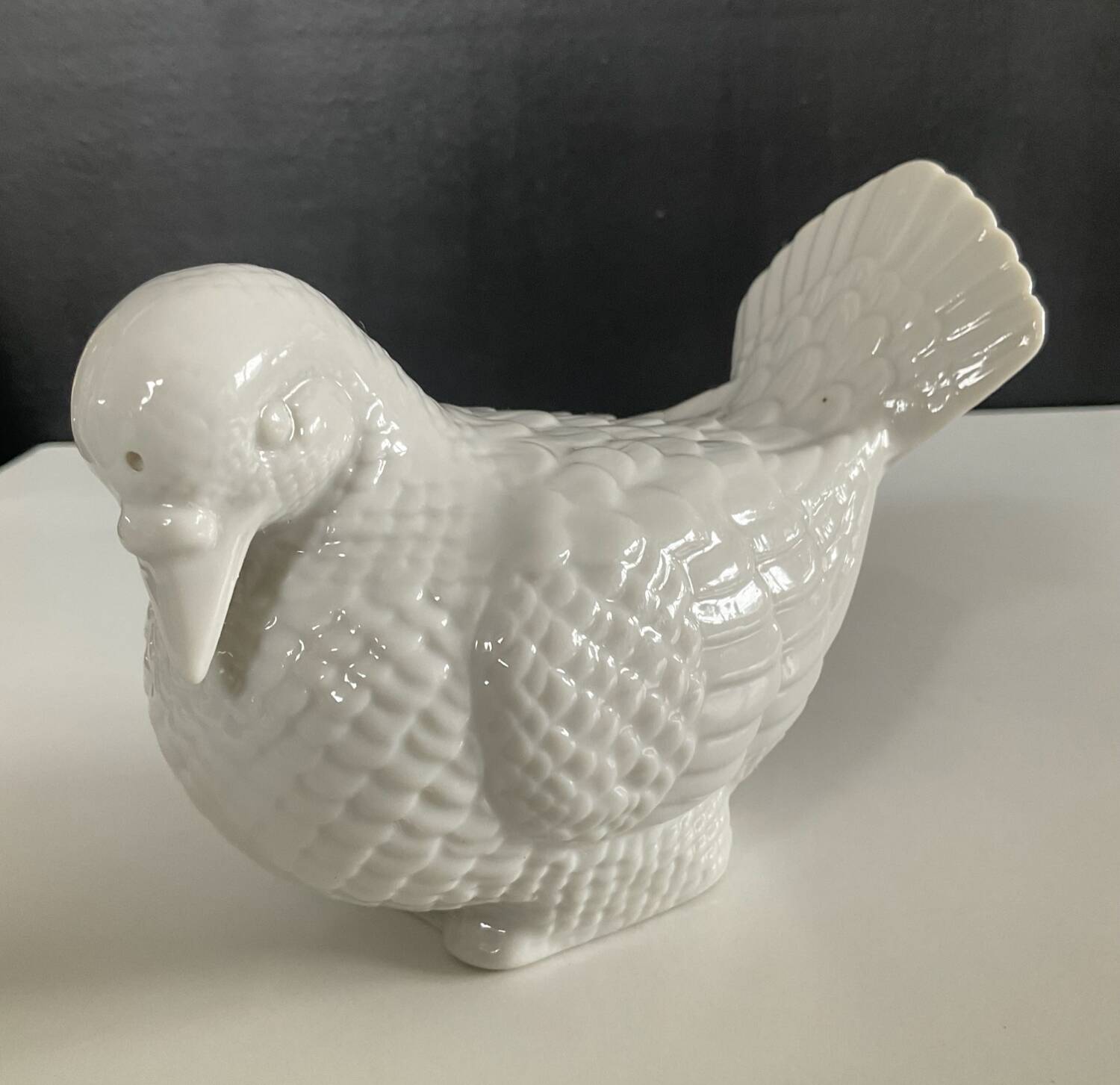 Glazed porcelain bird