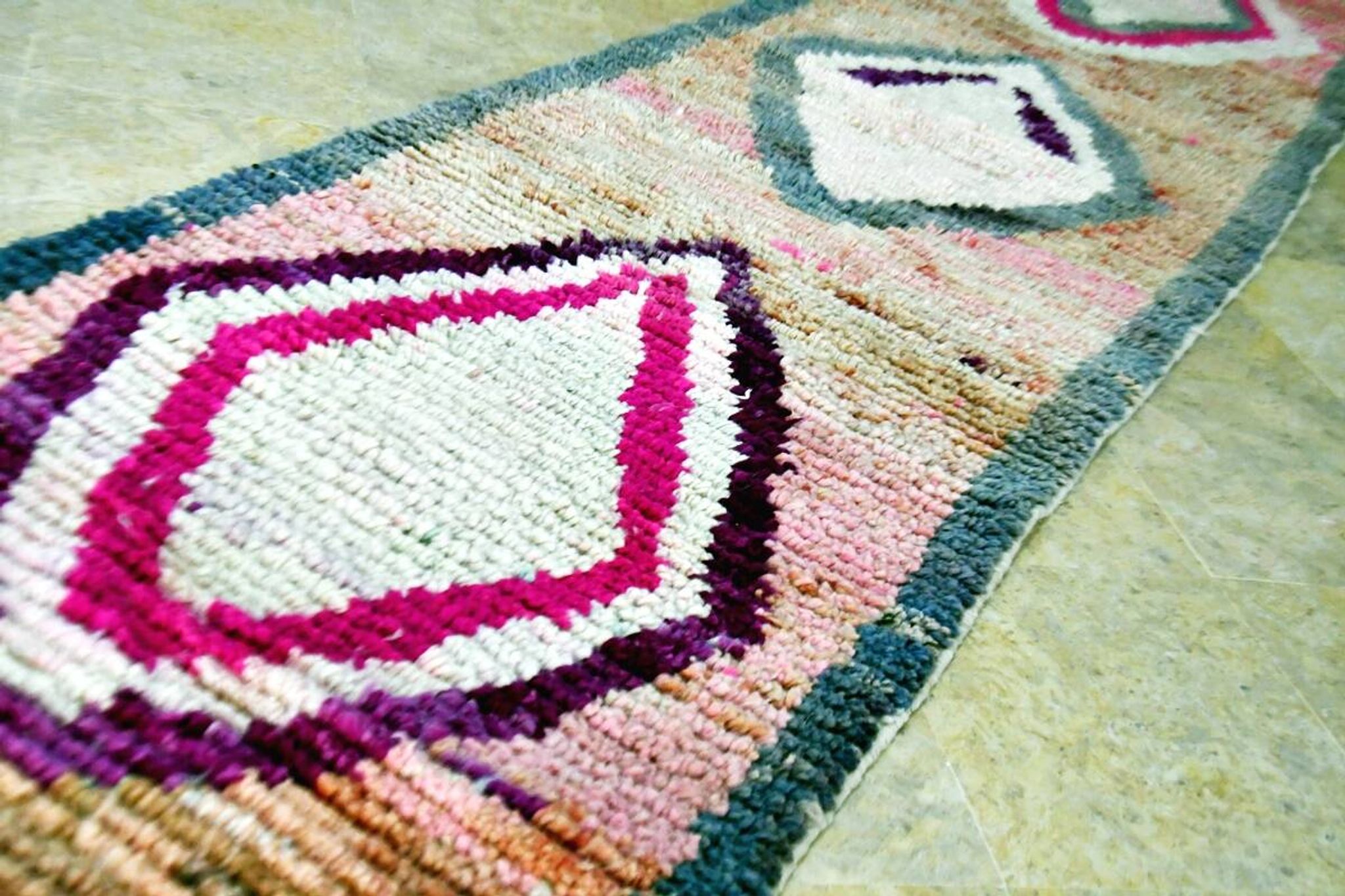 Moroccan Berber rug Boujaad 404 x 71 cm new