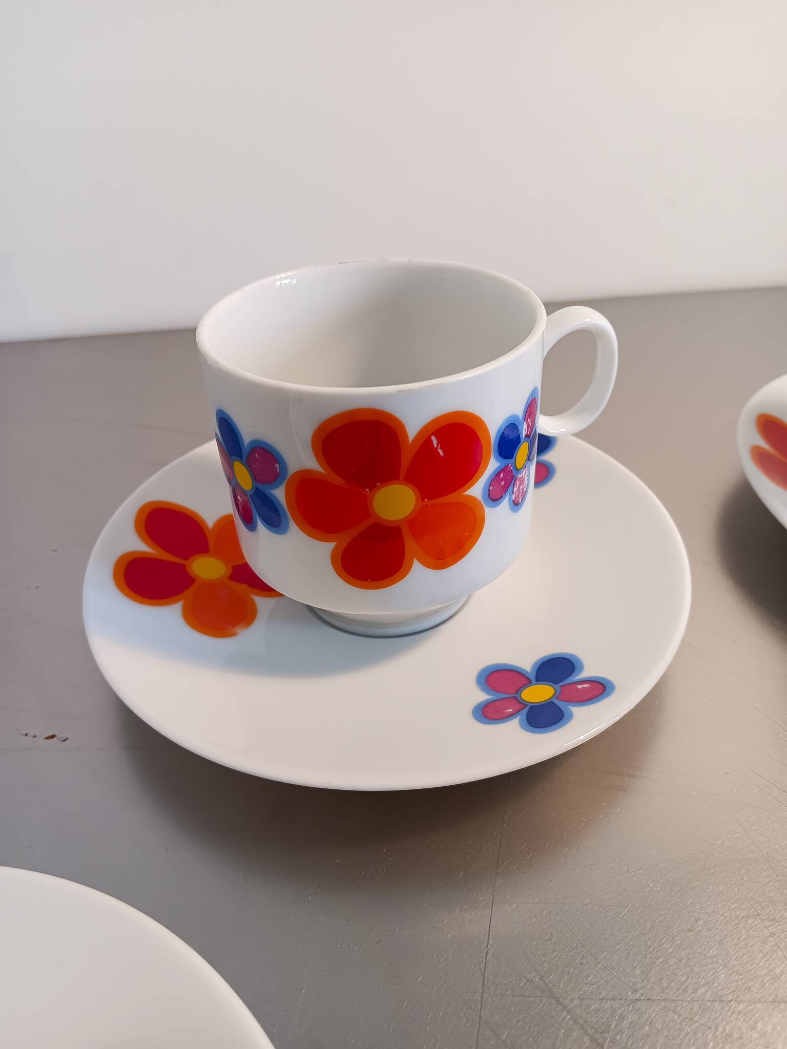 5 vintage cups. Manufacture Winterling Marktleuthen Bavaria - Floral patterns, 70s style