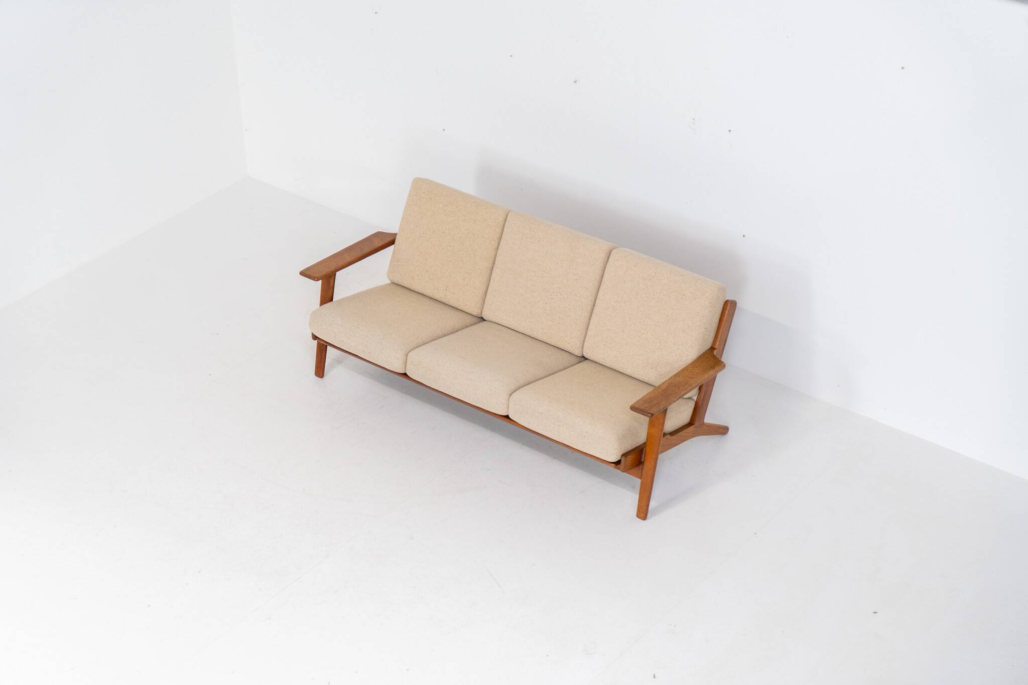GE-290 3-seater sofa in oak by Hans J. Wegner for Getama