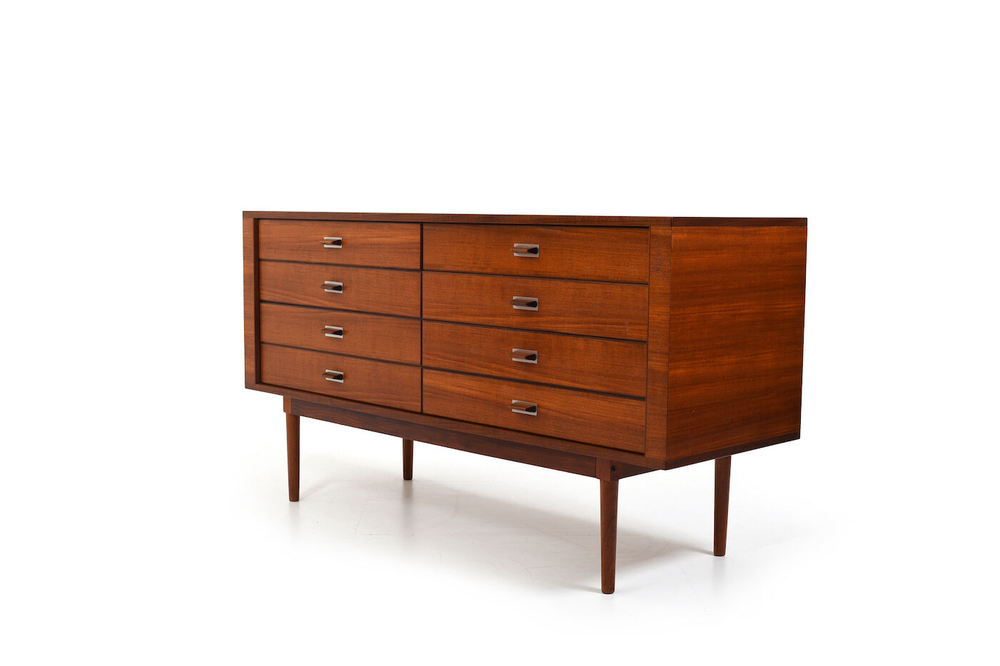 Commode de Peter Løvig-Nielsen des années 1960