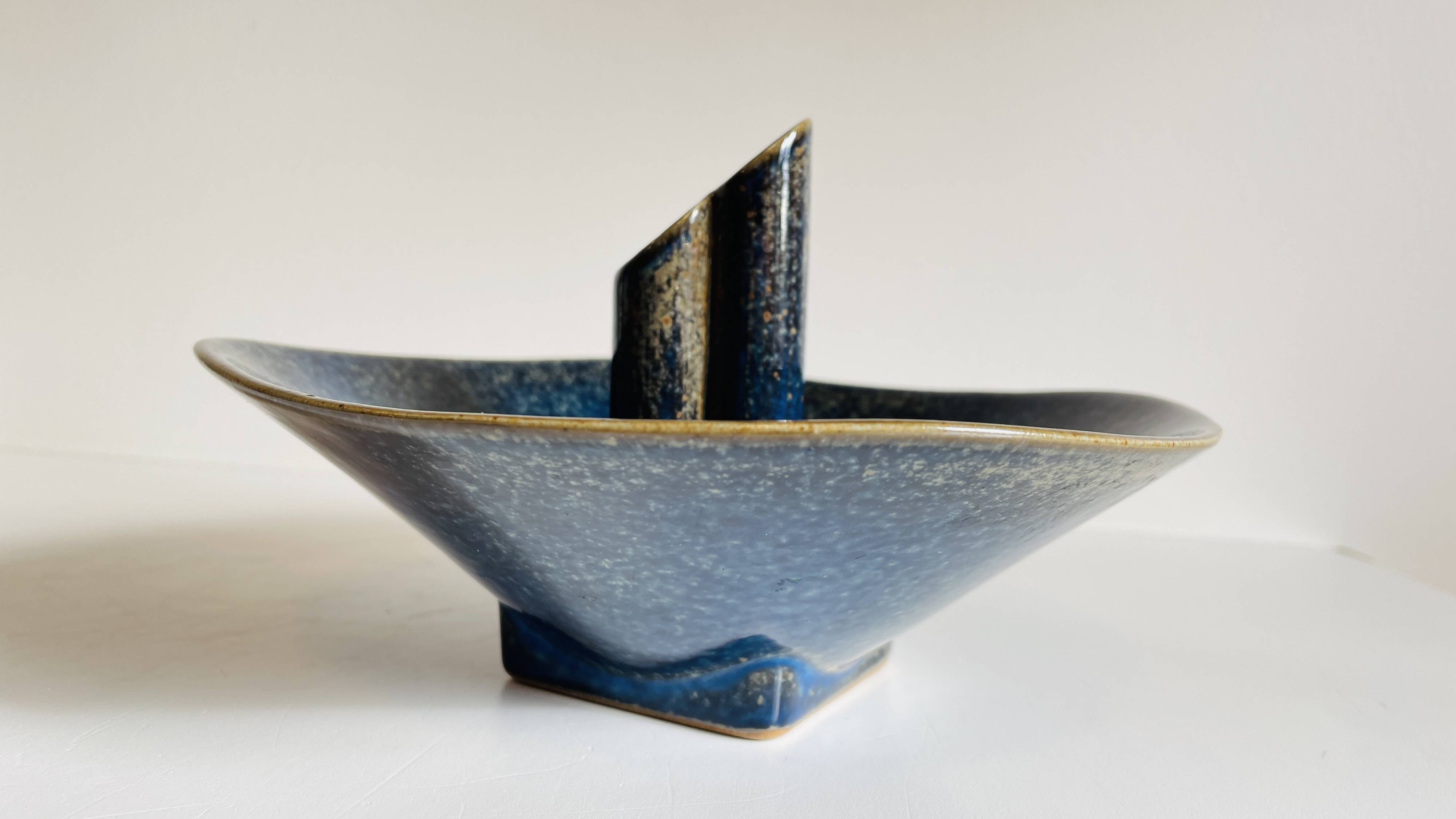 Vase céramique bleue vintage