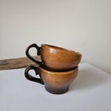 2 stoneware cups