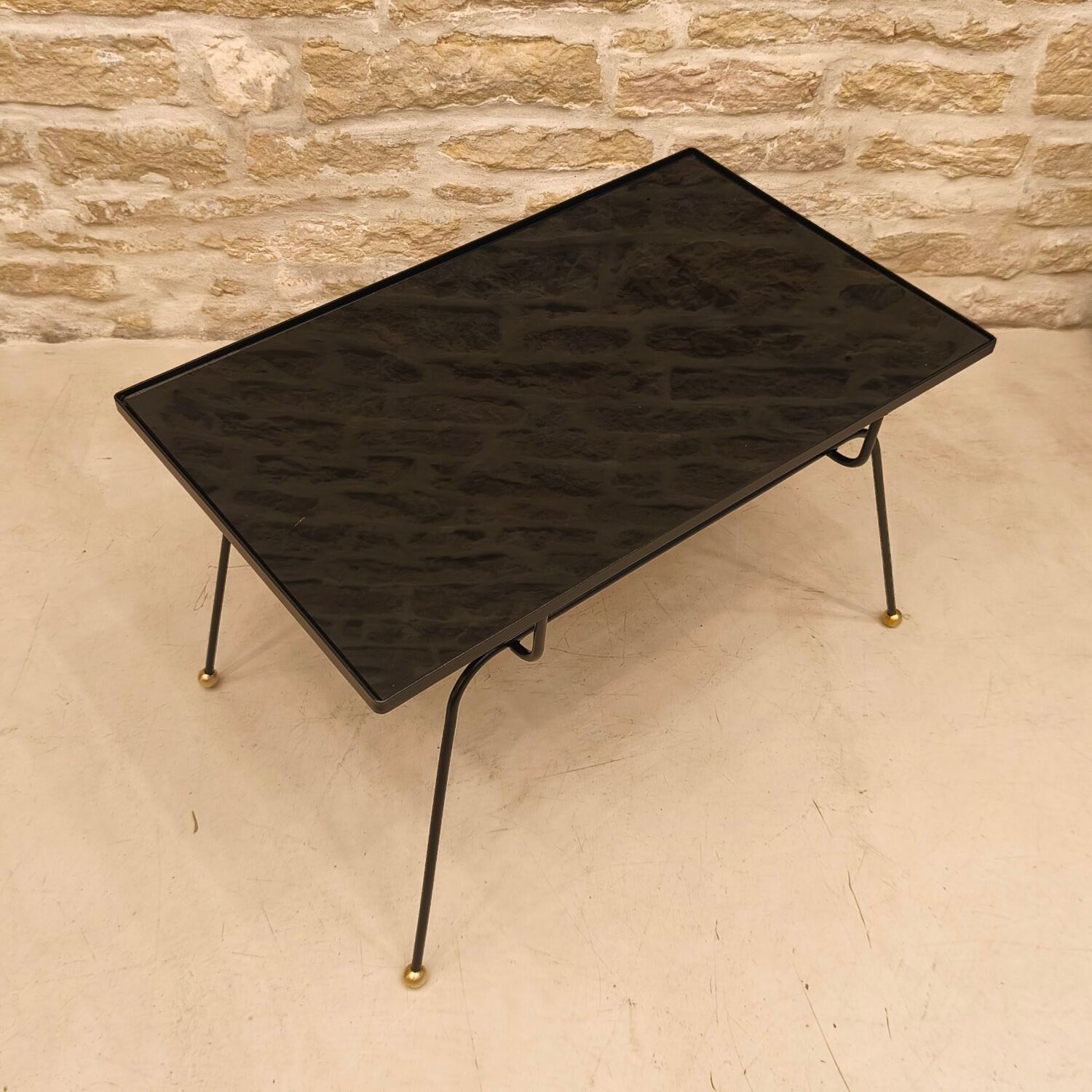 Modernist coffee table in metal and glass, 1950.