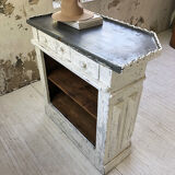 White patina and zinc counter