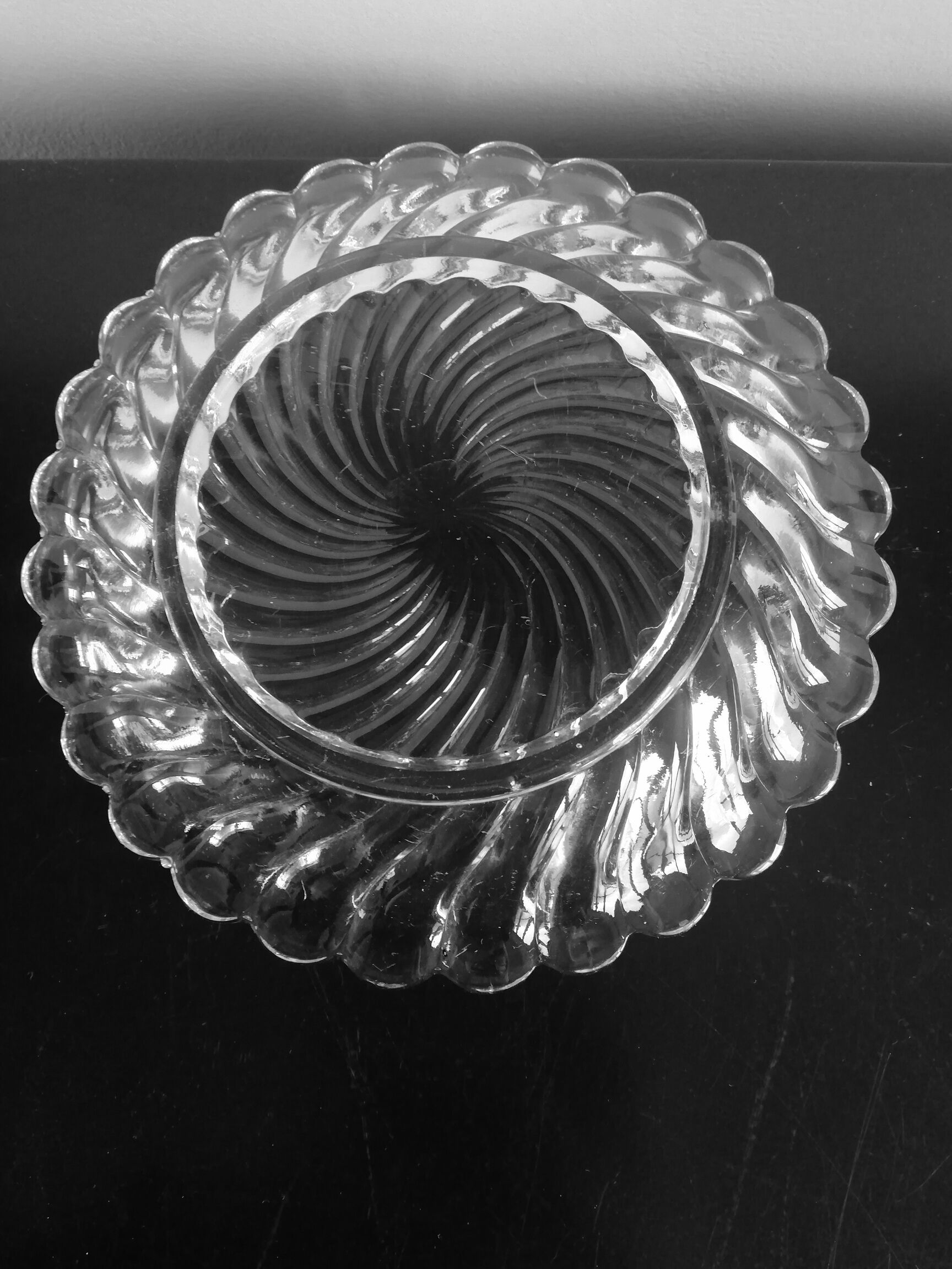 Empty crystal pocket Baccarat