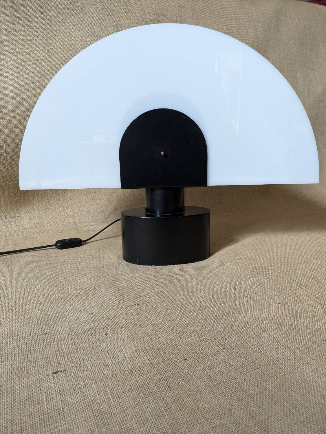 Vintage Zonca Italian Table Lamp – Frosted Glass & Black Base