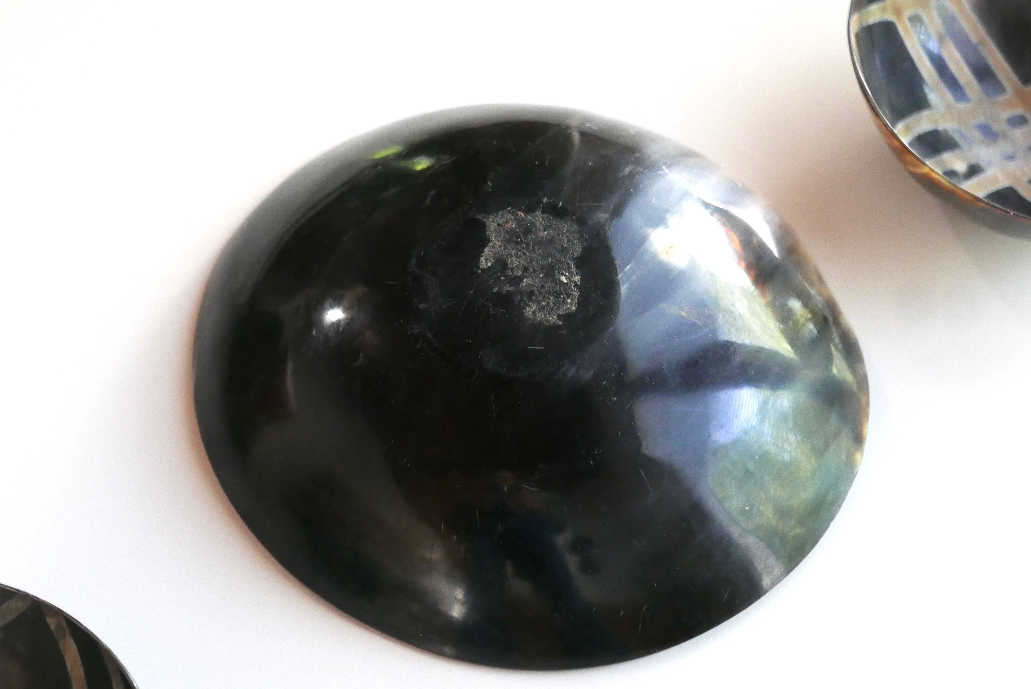 Three round horn cups, 70s