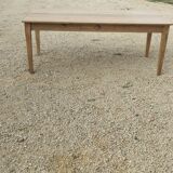 Rustic farmhouse table in solid oak with antique patina finish 200 x 90