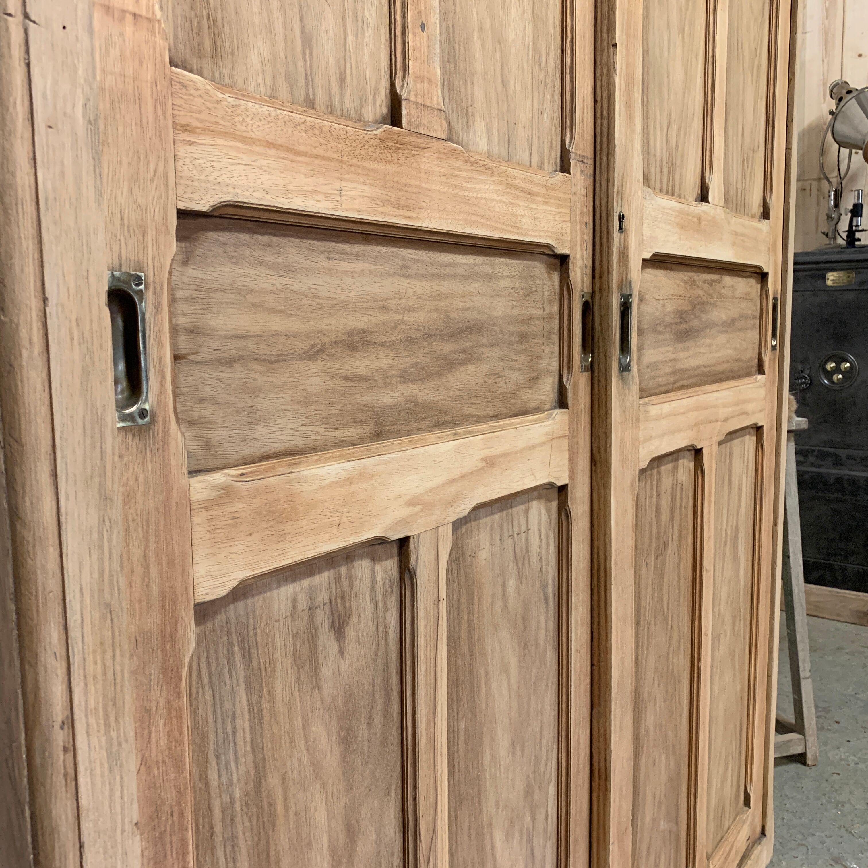 Parisian wardrobe 1950 sliding doors