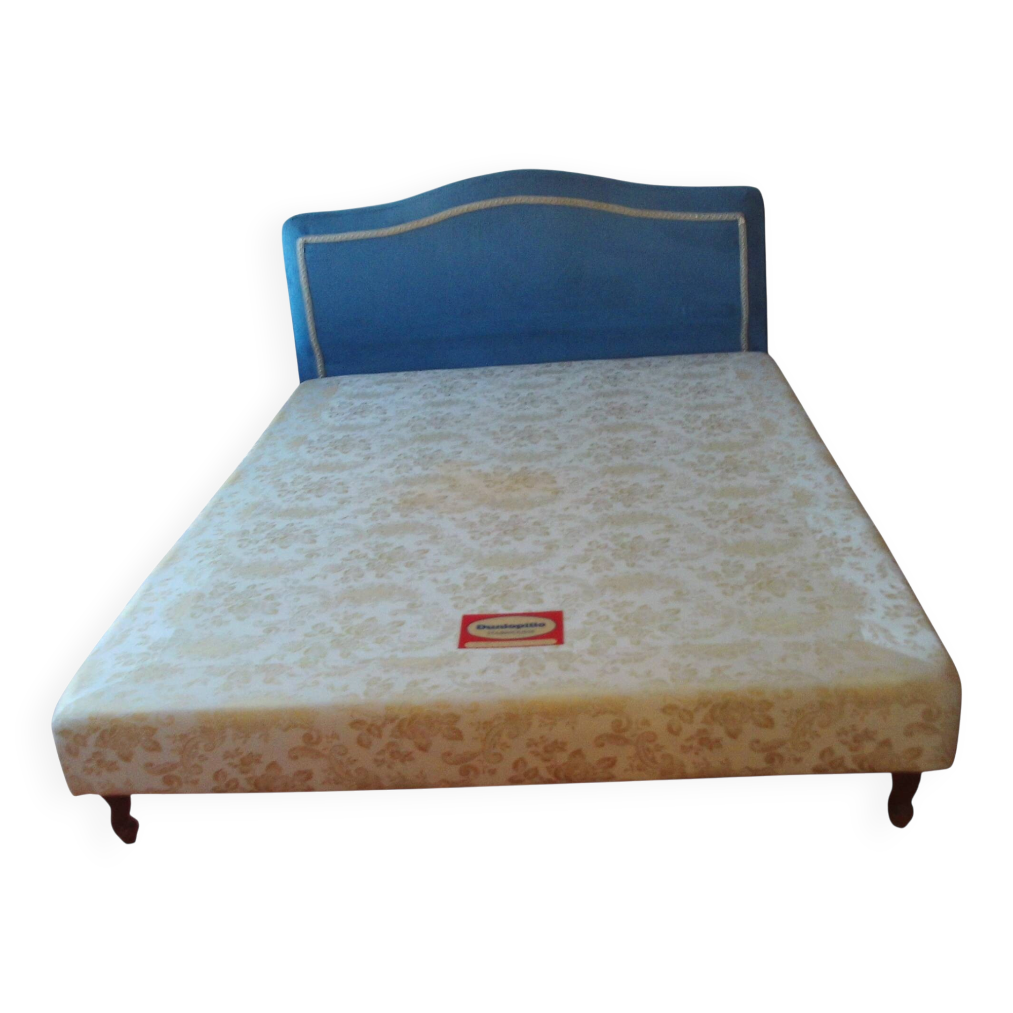 Upholstered bed for 2 people