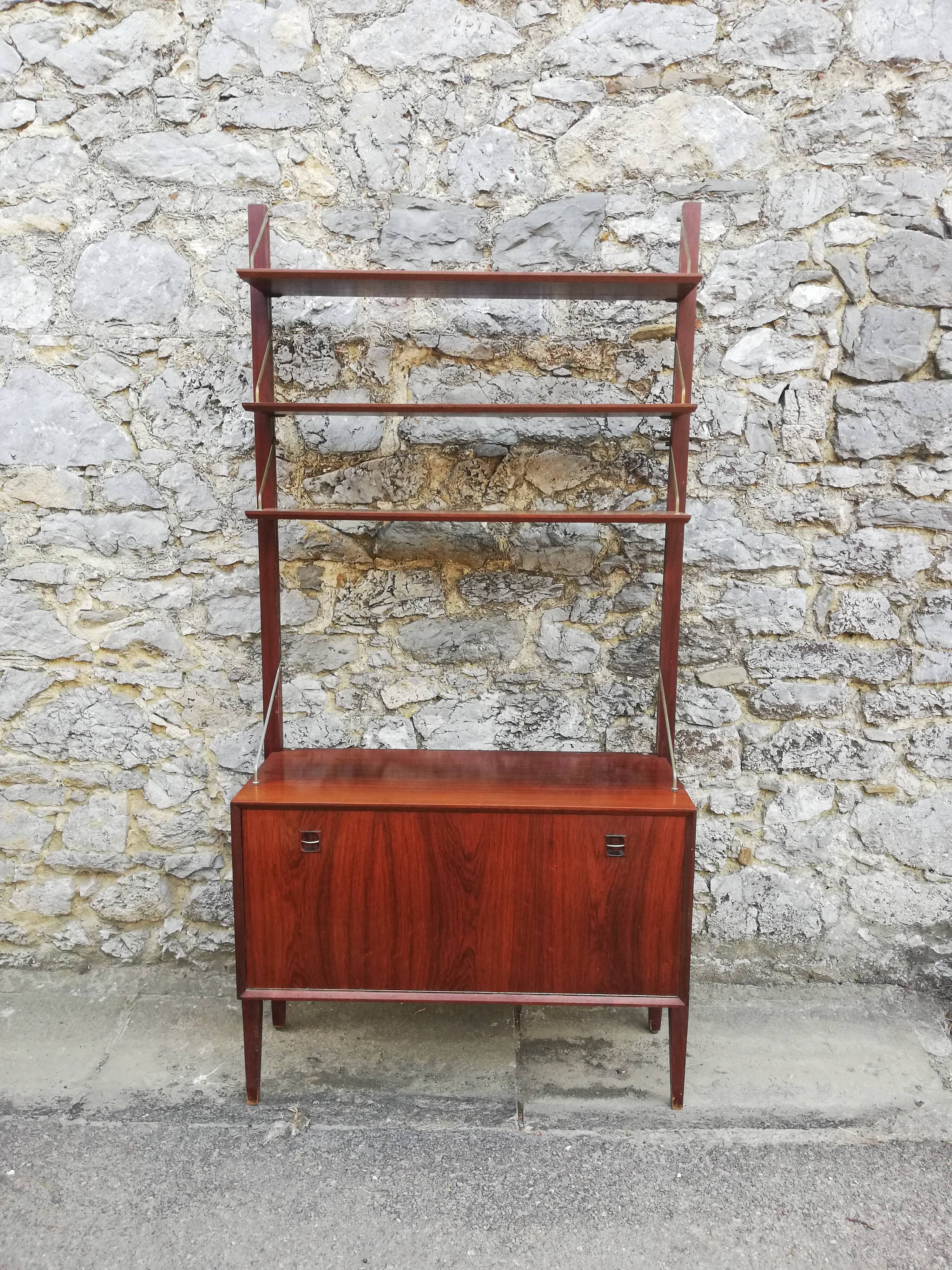 Rosewood shelf by Poul Cadovius1960